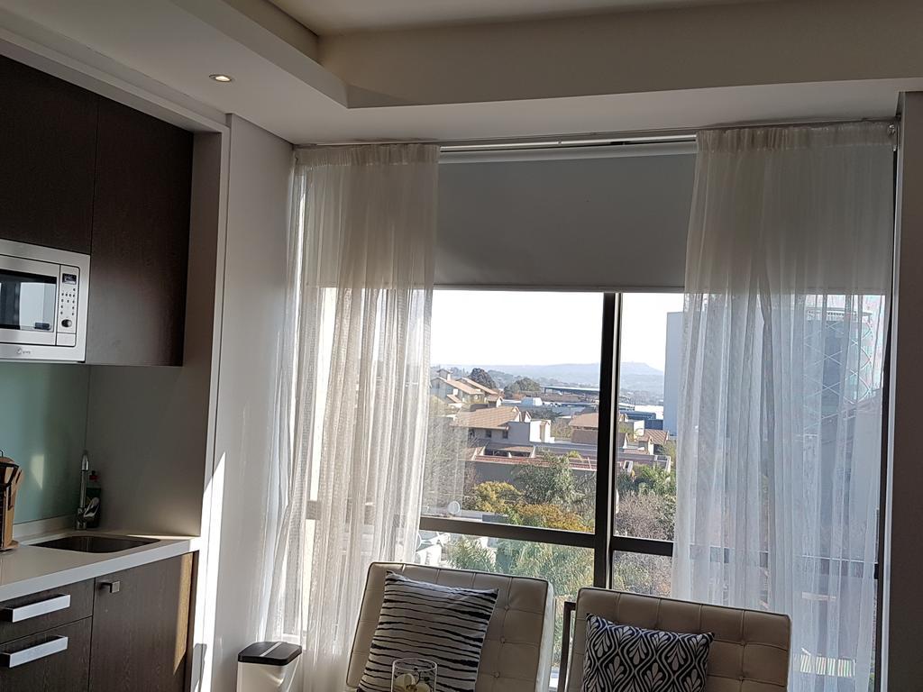 615 Sandton Skye โจฮันเนสเบิร์ก ภายนอก รูปภาพ