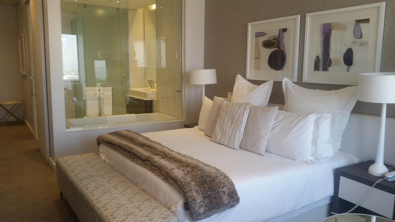 615 Sandton Skye โจฮันเนสเบิร์ก ภายนอก รูปภาพ